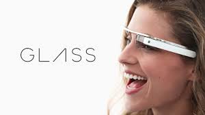Technogym a presenté en avant-première le premier tapis de course controlé par google glass.