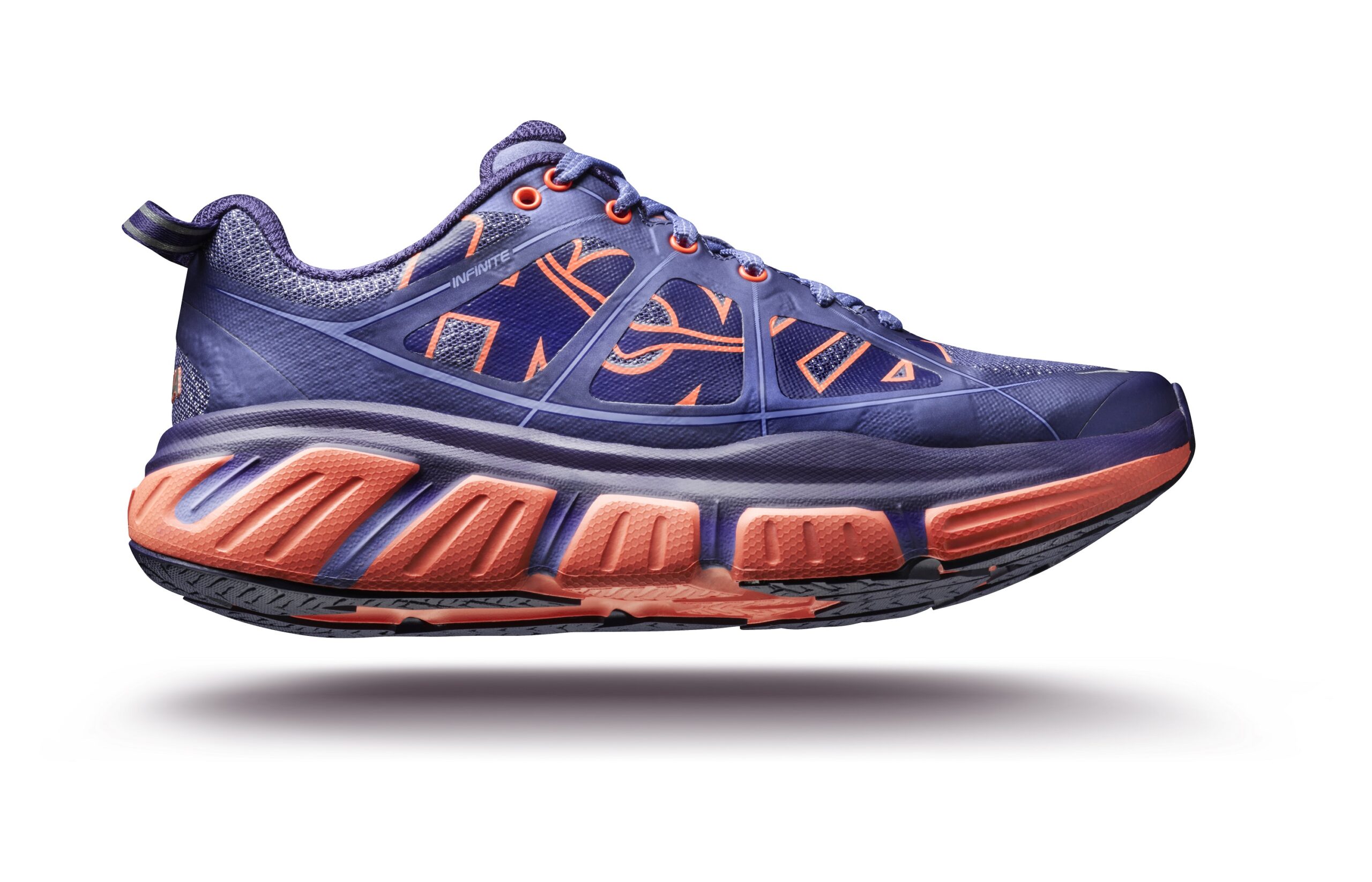 Toujours plus loin avec l’Infinite de Hoka One One