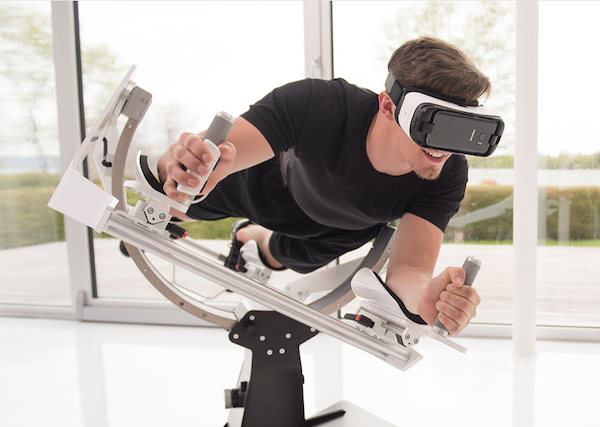Icaros Pro : Voler et musclez-vous !