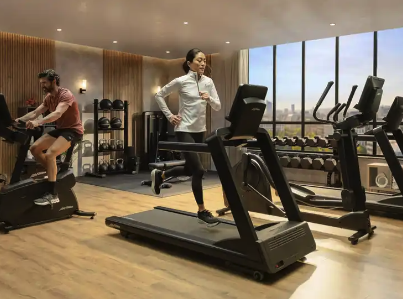 Life Fitness fournisseur mondial du groupe Hilton…